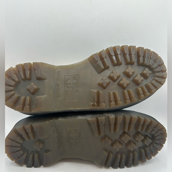 Dr. Martens Made in England Rare VTG Black White Brogue Oxford Wingtip 7 Chunky - Picture 15 of 16